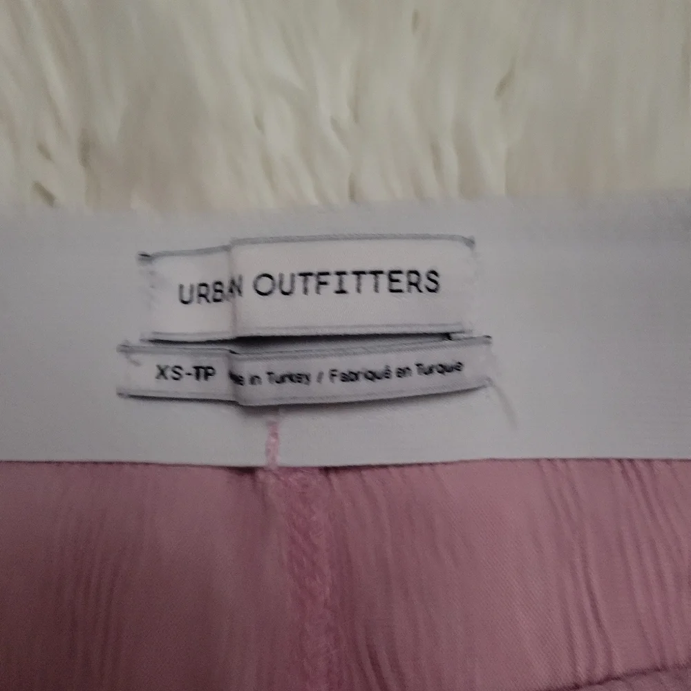 UO Kimmy Velvet High-Rise Pink Midi Skirt size XS - Picture 6 of 13